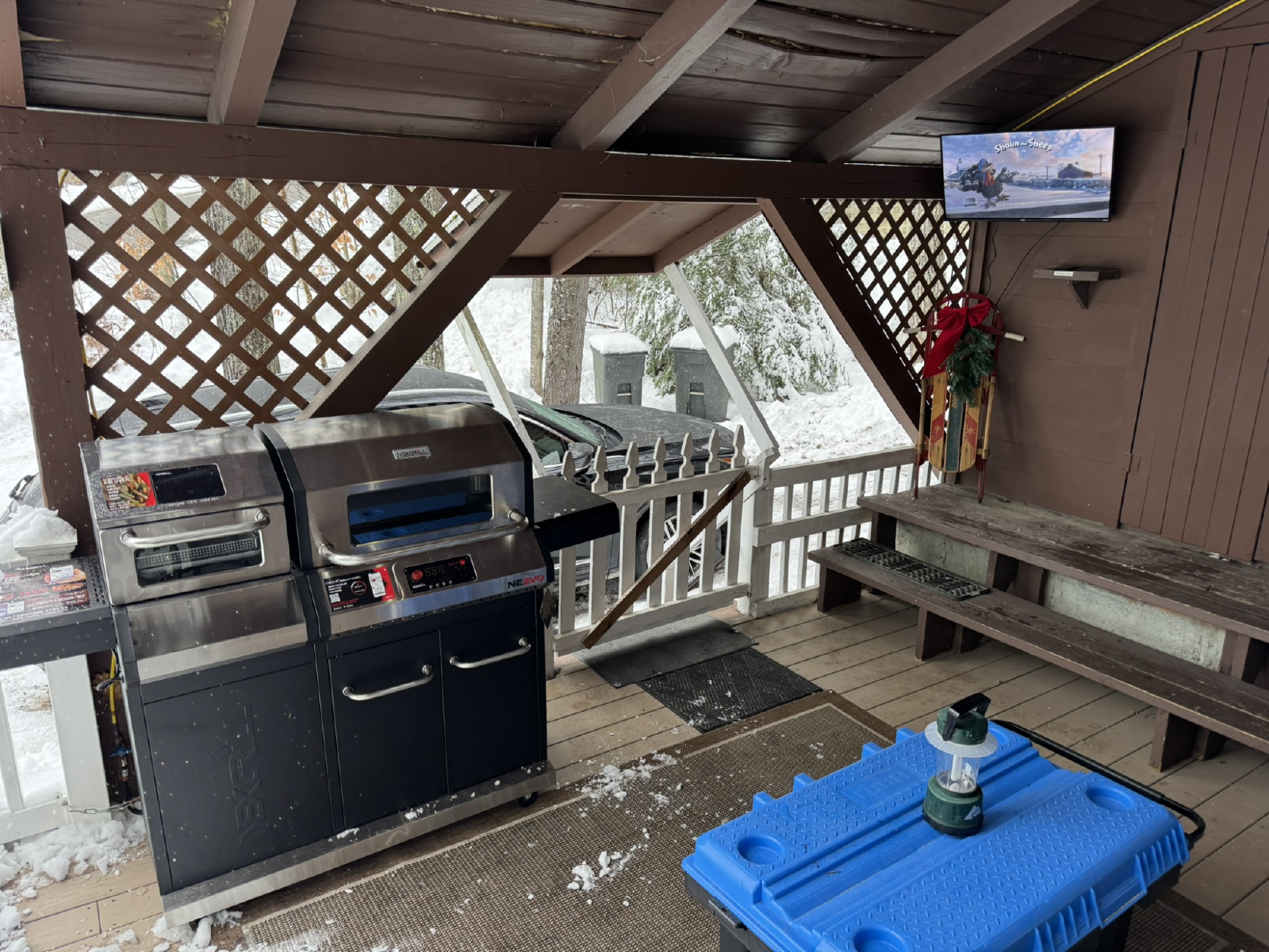 grill Eidelweiss Deck and Grill