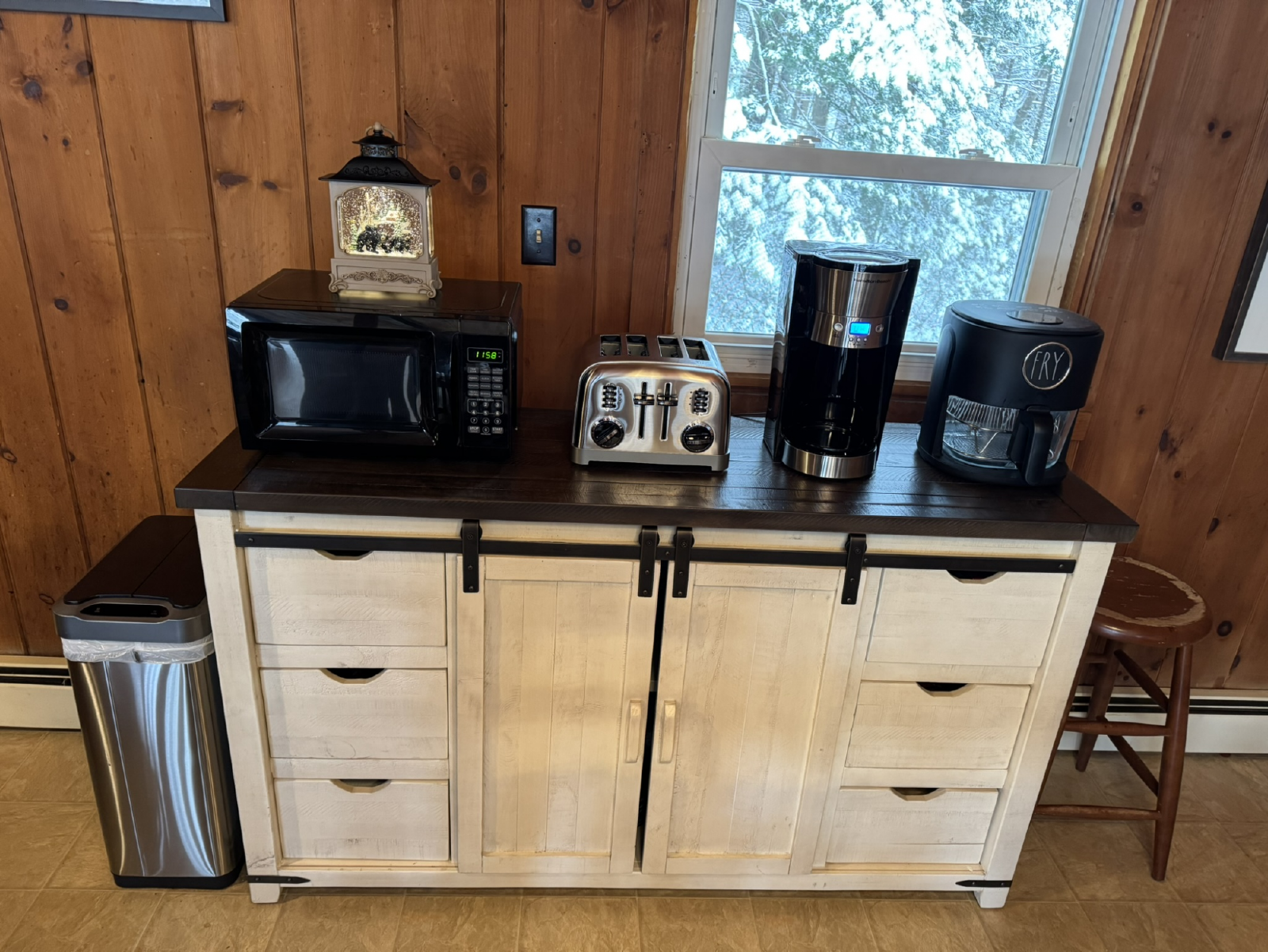 kitchen-coffee-station Eidelweiss Kitchen and Coffee Station